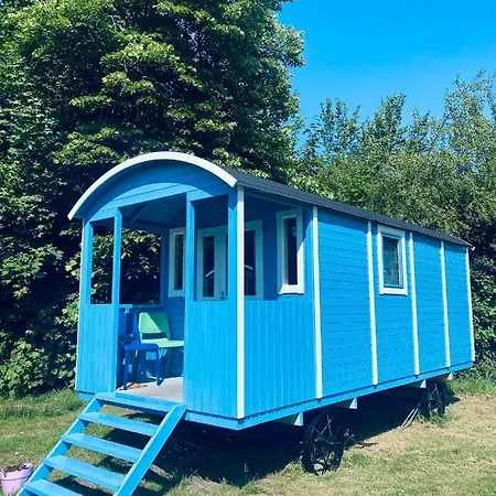 Pipowagens Bij Pannenkoekenrestaurant & Camping De Koppenjan 'Een Uniek Verblijf Met Kinderspeelboerderij' Jubbega-Schurega Exterior foto