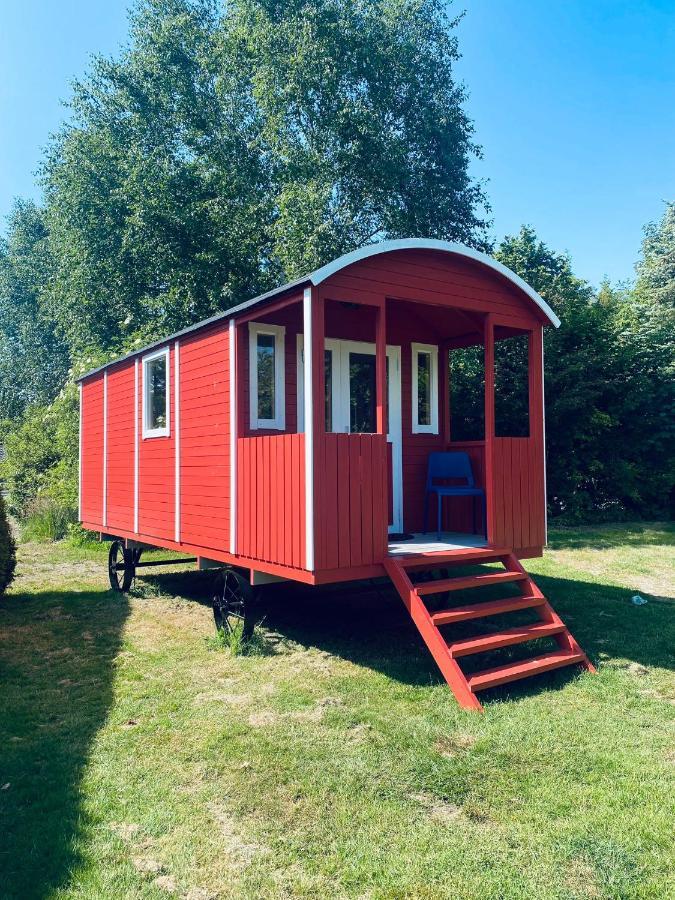 Campsite Pipowagens Bij De Koppenjan: Unique With Pancake Restaurant Jubbega-Schurega