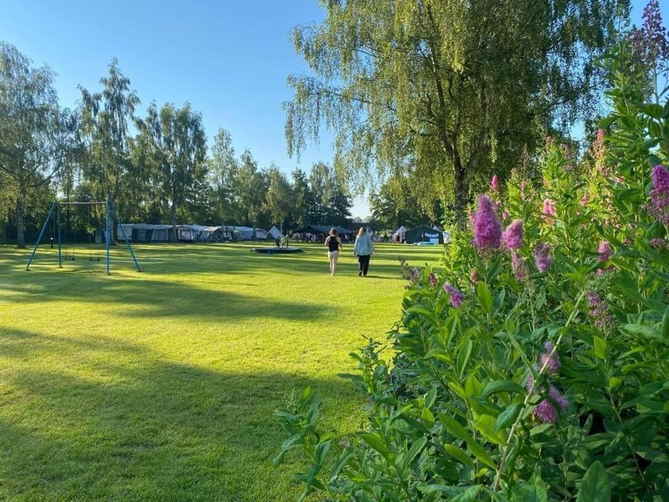 Campsite Pipowagens Bij De Koppenjan: Unique With Pancake Restaurant